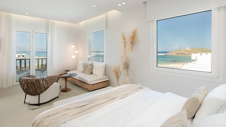 Suites in Naxos Porta Marina